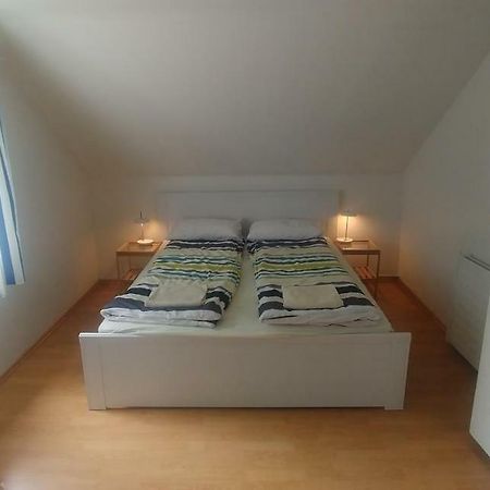 East Iceland Homestay Eskifjörður Exteriör bild
