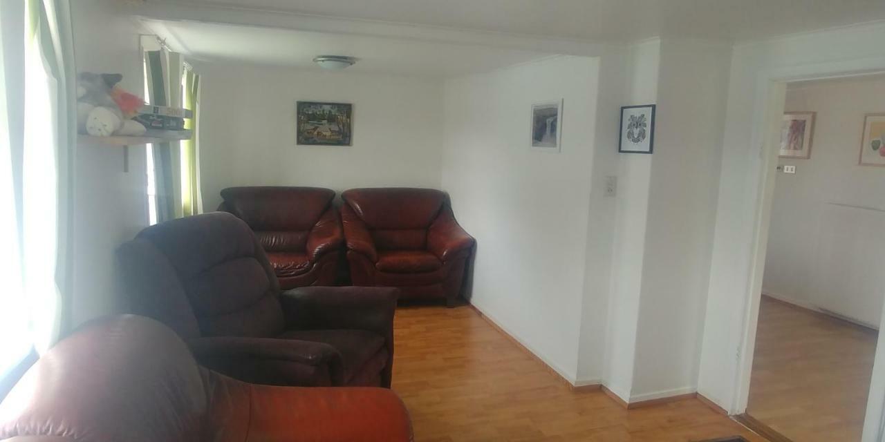East Iceland Homestay Eskifjörður Exteriör bild